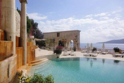Club Patara, Sanyati Lodge, 77