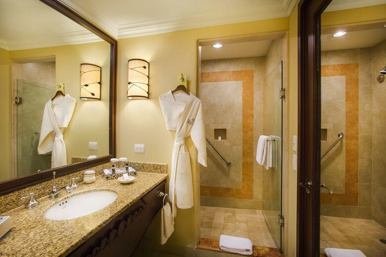 Hotel Pueblo Bonito Sunset Beach Resort & Spa