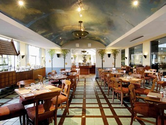 Hotel The Royal Paradise