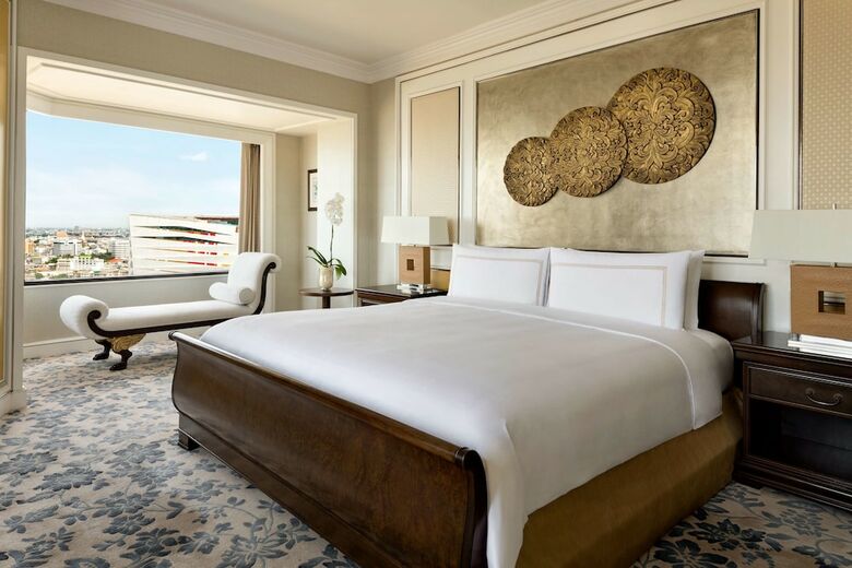 Hotel Shangri-la Bangkok