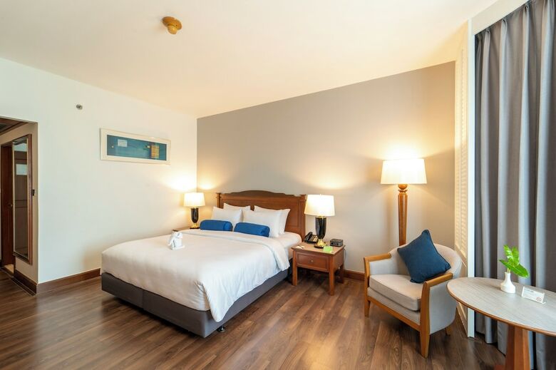 Hotel Century Park