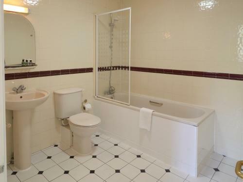 Hotel Hitchin Priory