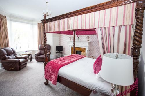 Hostal 26 The Crescent - Guest House