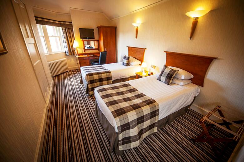 Hostal Savoy Park Hotel