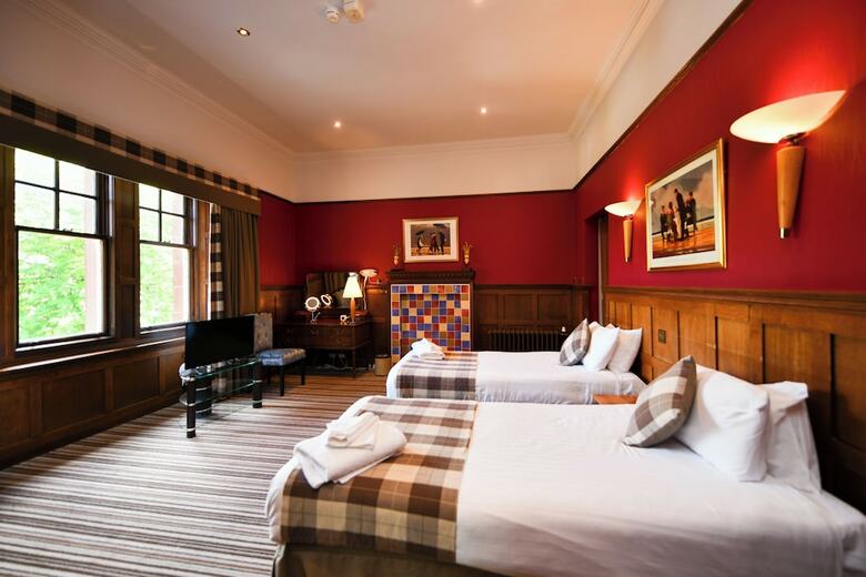 Hostal Savoy Park Hotel
