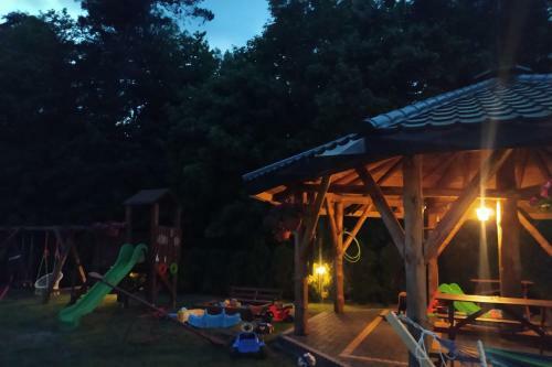Pokoje Go?cinne Ontario Mieroszyno