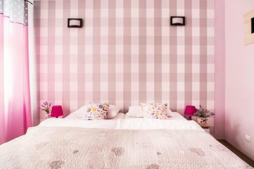 Bed & Breakfast Lawendowy Dworek