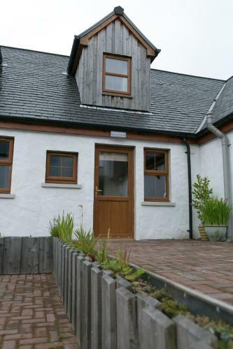 Redwood House B&B