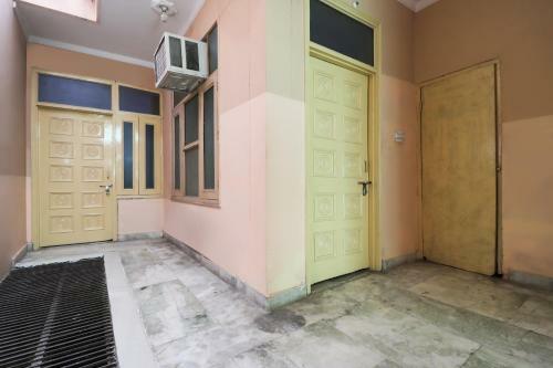 Oyo Flagship 62681 Hotel Deep Residency