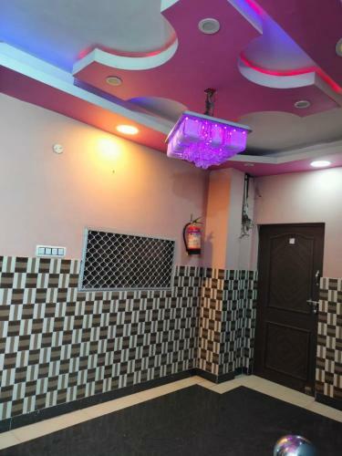 Hotel Asha Palace By Wb Inn, Kanpur