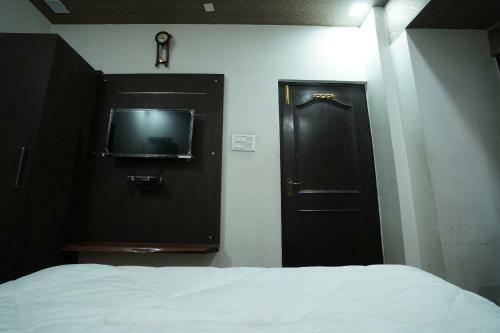 Shubh Hotel By Wb Inn, Kanpur