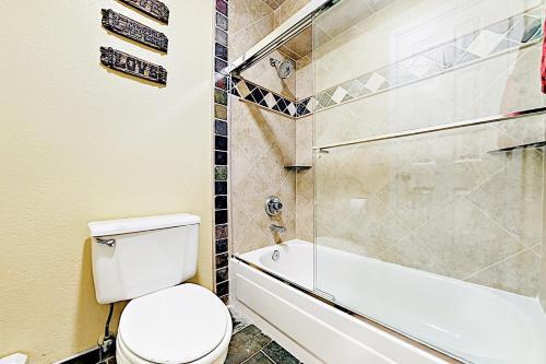 Cinnamon Ridge Condo Unit 202