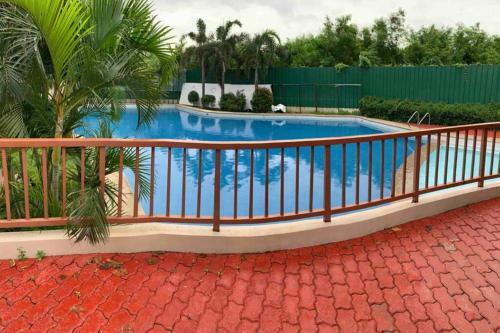 Apartamento Stylish Condo With Netflix And Free Pool Access