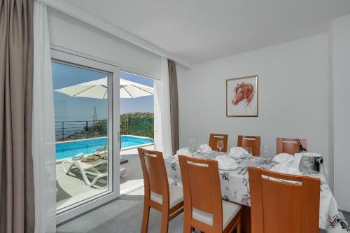 Villa Violet Salt Water Pool & Free Beach Parking