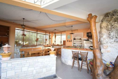 Apartment Liljana With Shared Swimming Pool