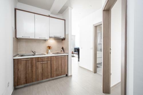 Modern Apartments, Close To The Beach