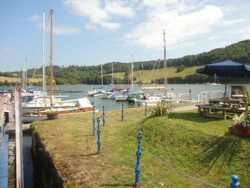 Bed & Breakfast Rame Barton
