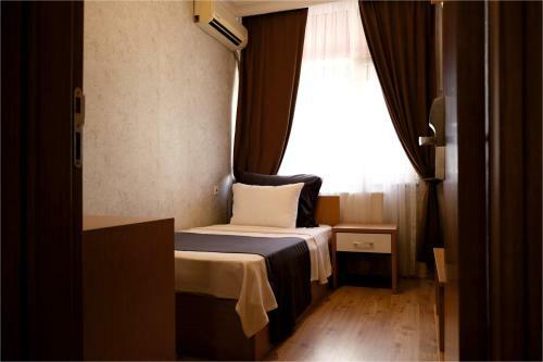 Hotel Rhisos Otel