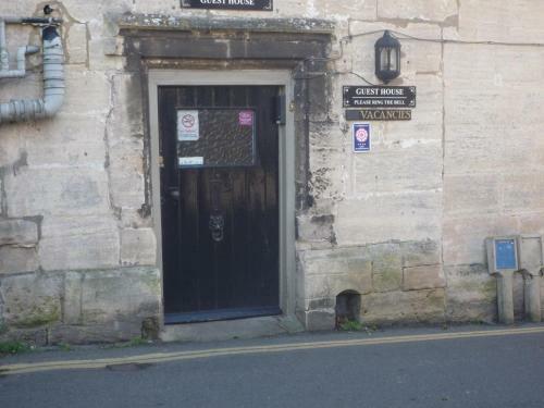 Hostal Cardynham House