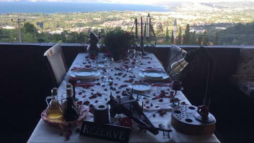 Bed & Breakfast Menzara Restaurant Konaklama