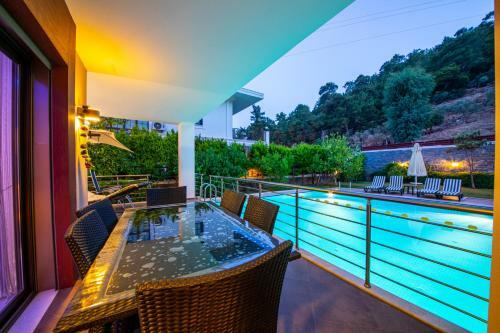 Villa Paris Marmaris Daily Weekly Rentals