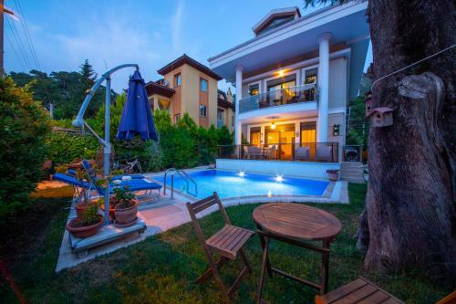 Villa Diva Icmeler Daily Weekly Rentals