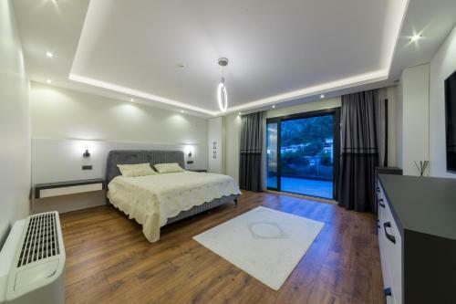 Villa Palmiye Icmeler Daily Weekly Rentals
