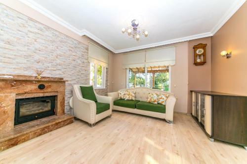 Villa Smyrna Marmaris Daily Weekly Rentals