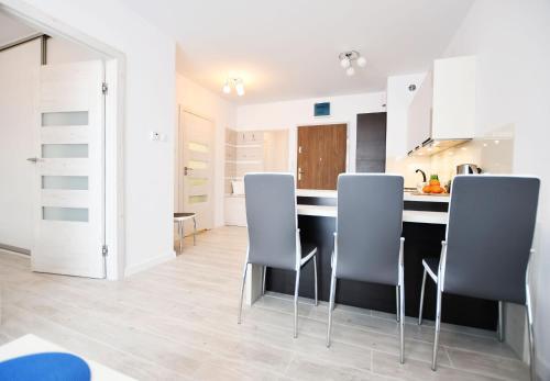 Apartament B??kitne Wybrze?e- Z Gara?em