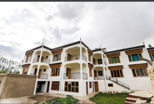 Hotel Yeed Ga Villa