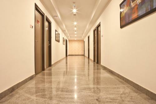 Hotel Sabareesh Park