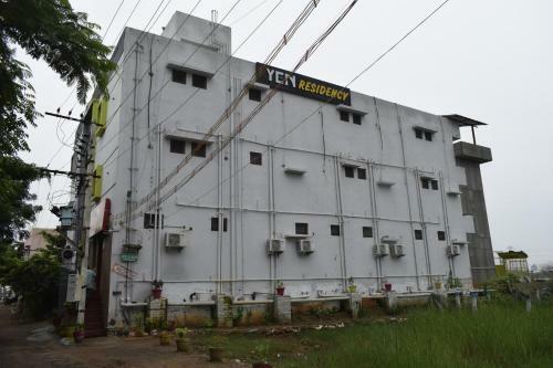 Hotel Yen Residency