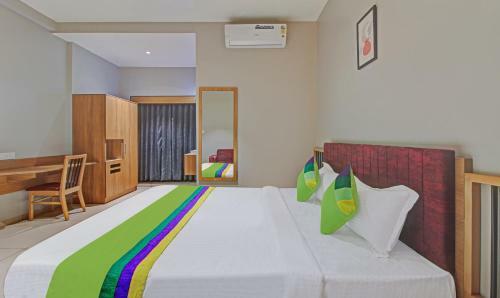 Hotel Treebo Trend Matoshree Inn Satara