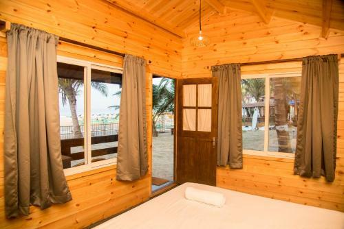 Hotel Silent Beach Resort