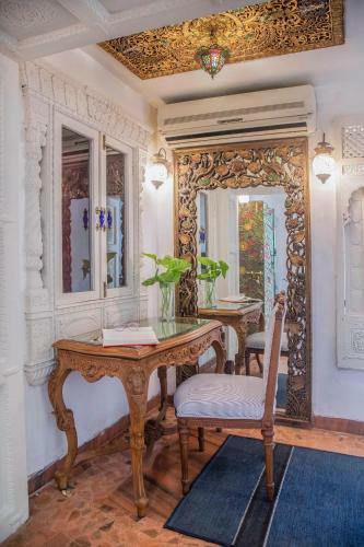 Villa Ishavilas By Lohono Stays