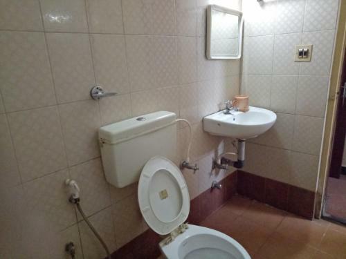 Hotel Highland Residency