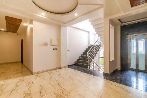 Hotel Fabexpress Global Inn Gold