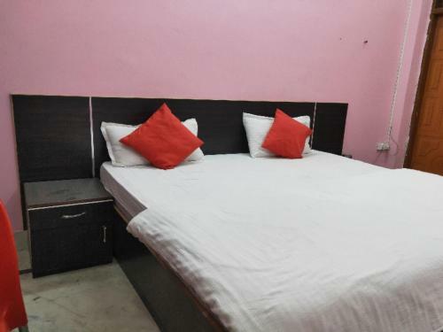 Hotel Oyo 80780 Gaurav Inn