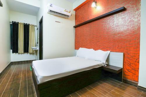 Spot On 73658 Hotel Sumitra