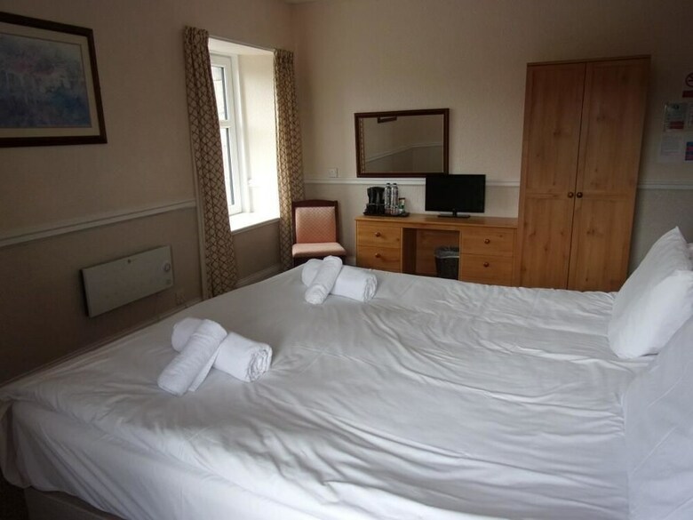 Richmond Arms Hotel