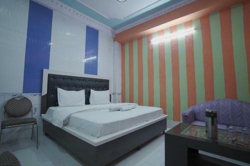 Hotel Sanjay Royal By Wb Economy