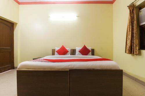 Hotel Oyo 65566 Mukund Dham