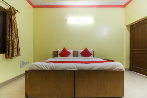 Hotel Oyo 65566 Mukund Dham