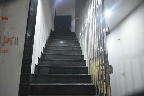 Hotel G S Palace By Wb Inn