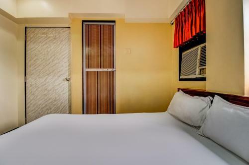 Hotel Oyo 49003 Avenue Residency And Lodging