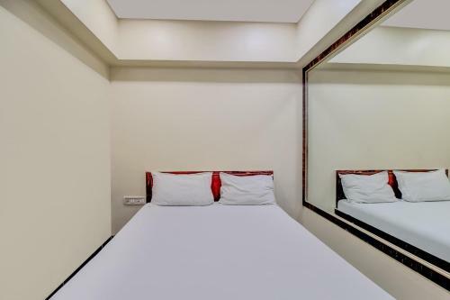 Hotel Oyo 49003 Avenue Residency And Lodging