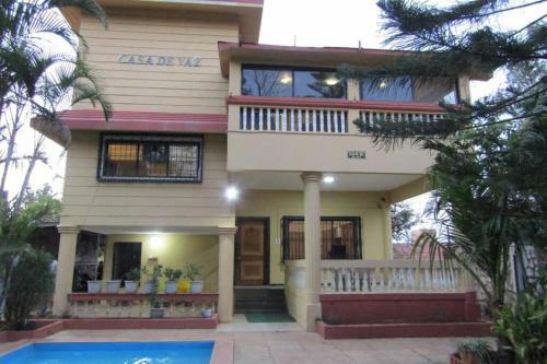 Villa Gold Next With Swimming Pool 6 Bhk