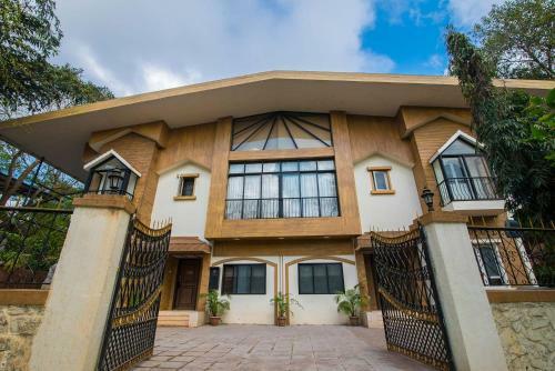 Stayvista At Maximus Villa