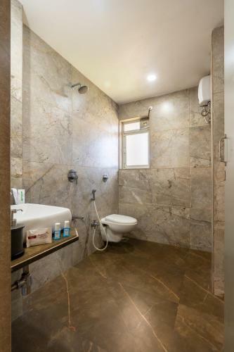 5 Bhk Luxurious Villa With Private Pool ! Kingston Villa Lonavala !