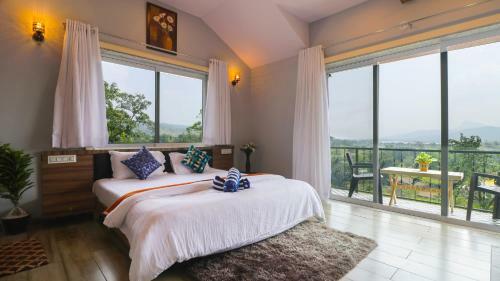 Leisurely Casa By The Hills, Pawna Lake